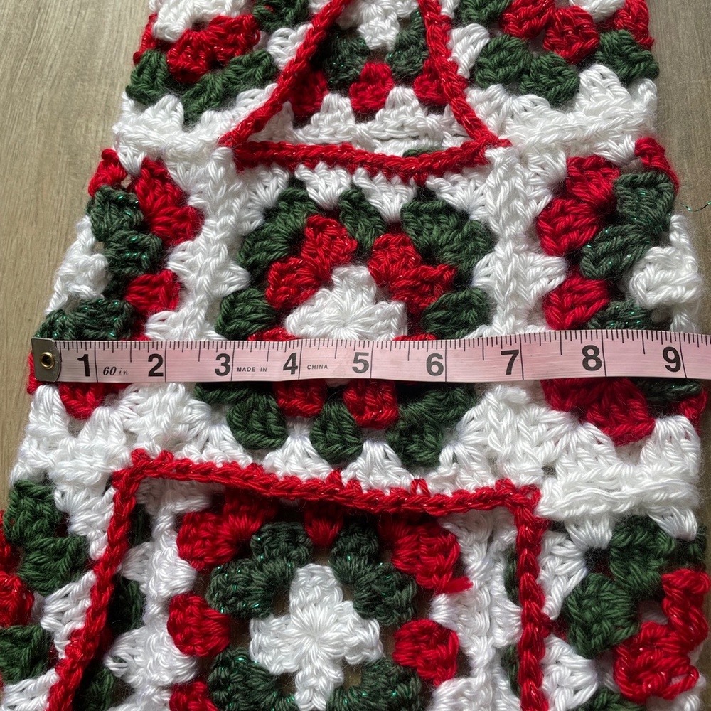 Dog Sweater Medium Crochet Christmas Holiday White Green Red - Picture 7 of 9
